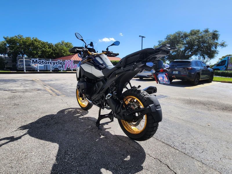 2026 BMW R 1300 GSImage 7