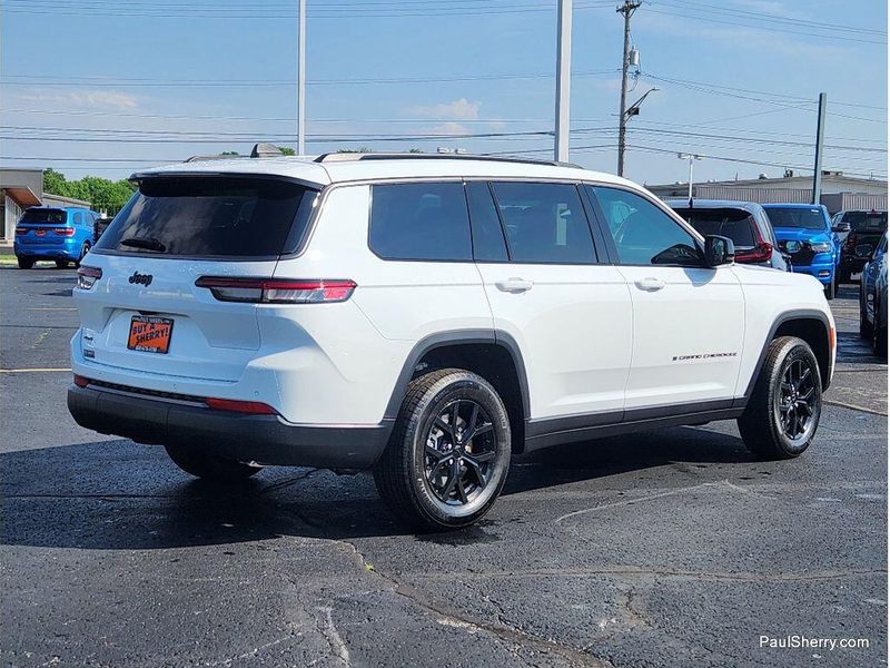 New 2026 Jeep Grand Cherokee L Laredo Altitude 4x4