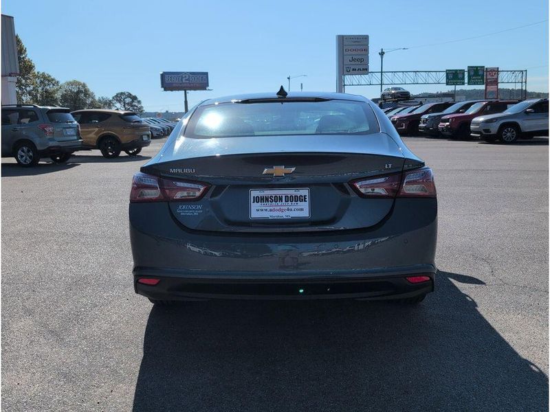 Used 2024 Chevrolet Malibu LTImage 4