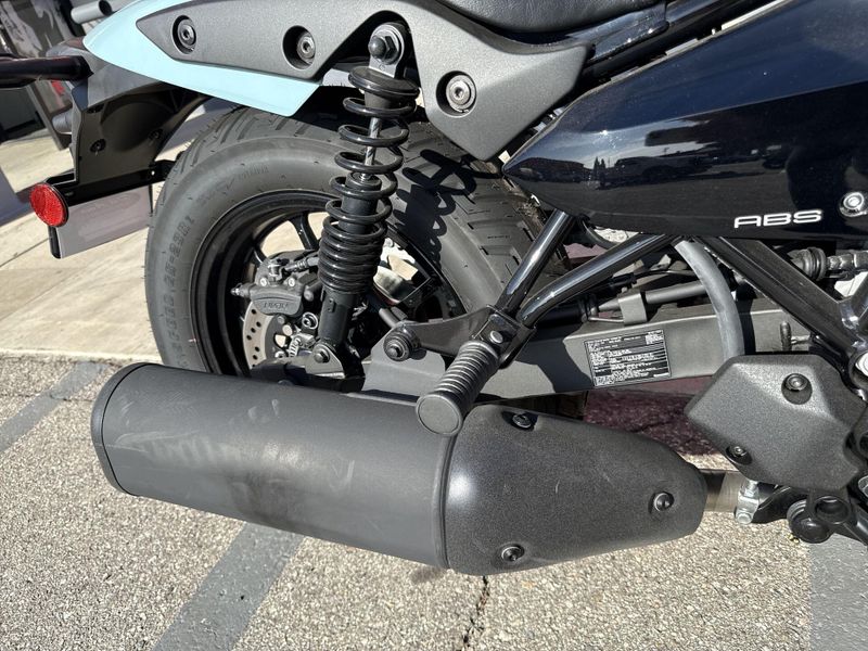 New 2025 Kawasaki ELIMINATOR SE ABS Image 15