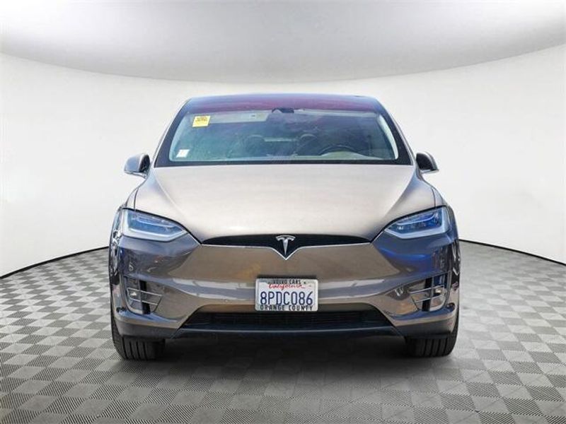 2016 Tesla Model X 60DImage 3