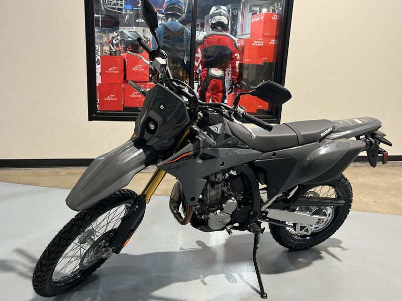 2025 Suzuki DR-Z4S Image 1