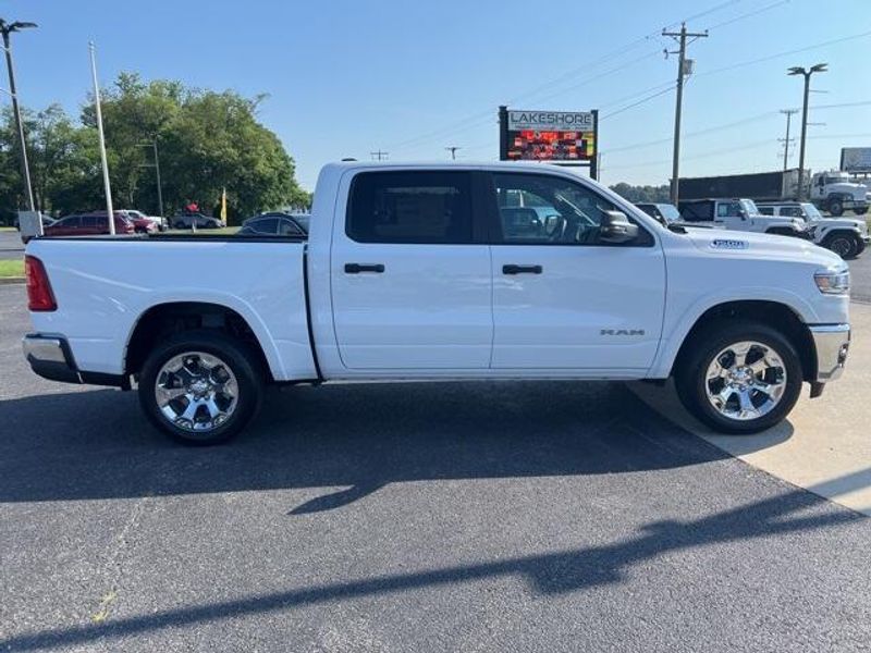 2025 RAM 1500 Big Horn Crew Cab 4x4 5