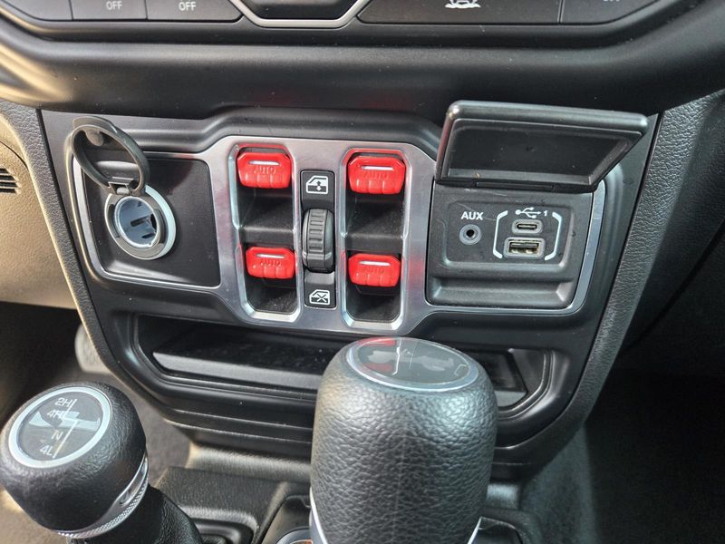 Used 2023 Jeep Wrangler Freedom 4 Door 4x4 *Ltd Avail*