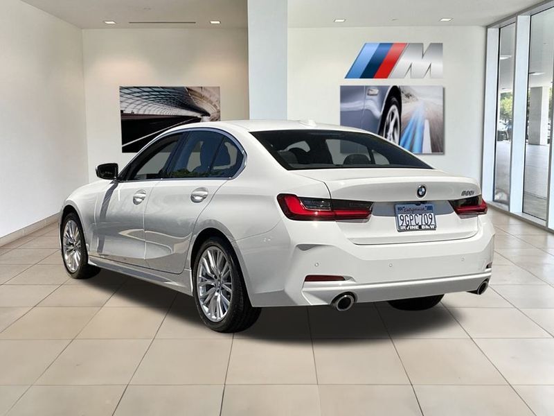 2024 BMW 3 Series 330iImage 5