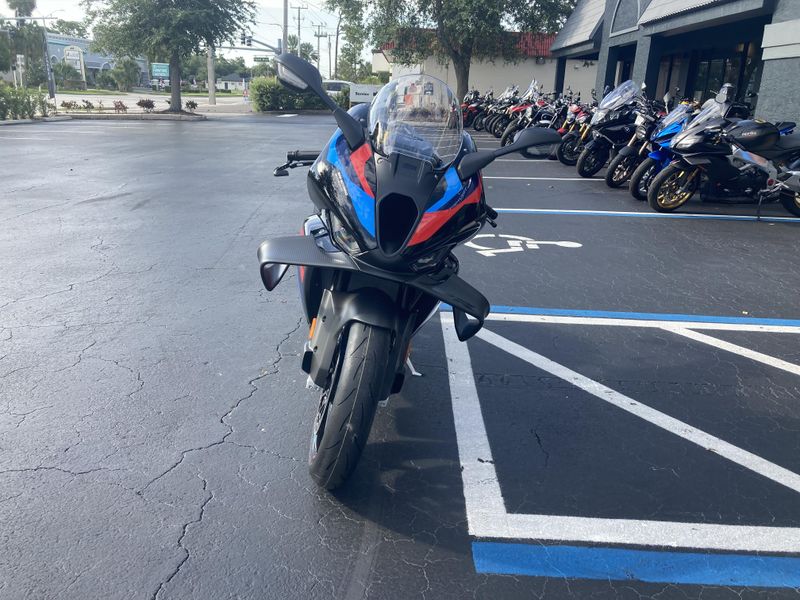 2026 BMW M 1000 RR