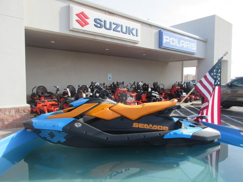 NEW 2026 SEADOO SPARK TRIXX FOR 3 90HP Image 3