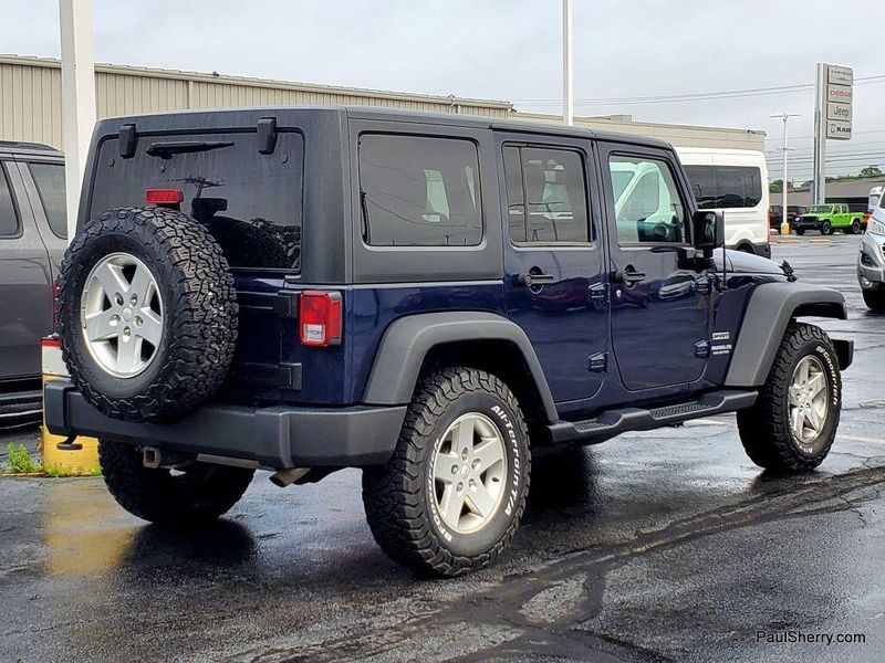 2013 Jeep Wrangler Unlimited SportImage 8