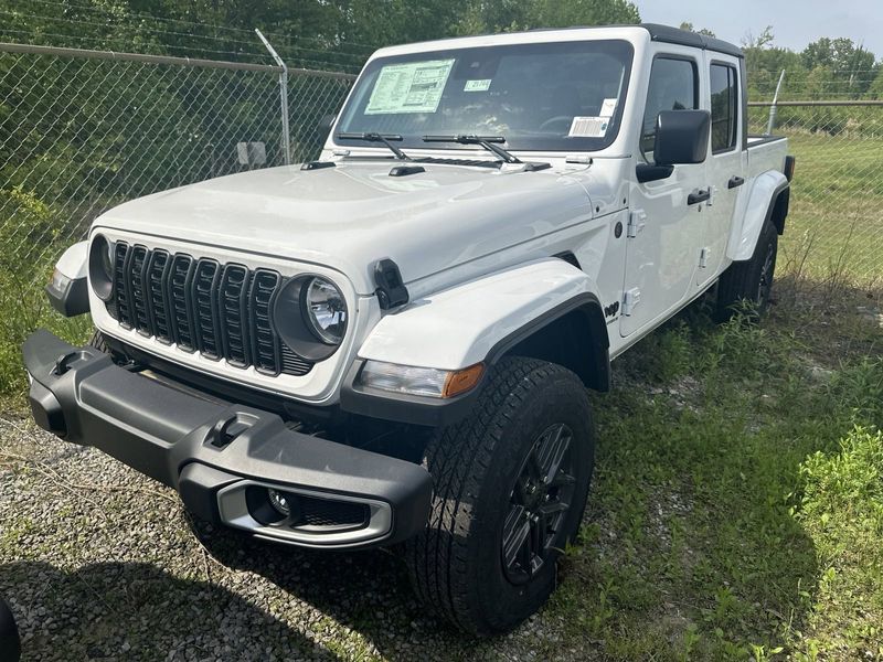 2024 Jeep Gladiator Sport S 4x4Image 1