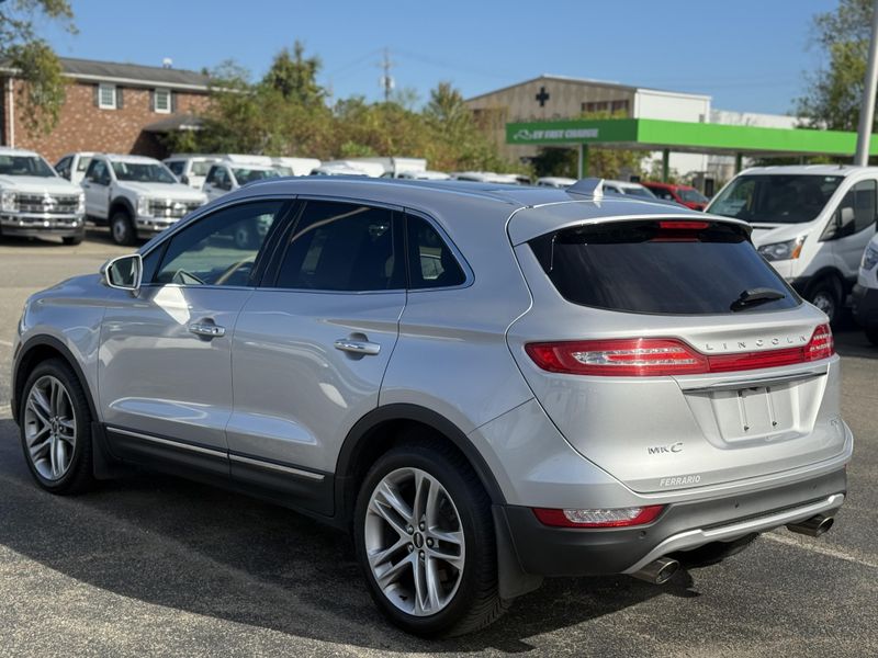 2019 Lincoln MKC Reserve photo 2