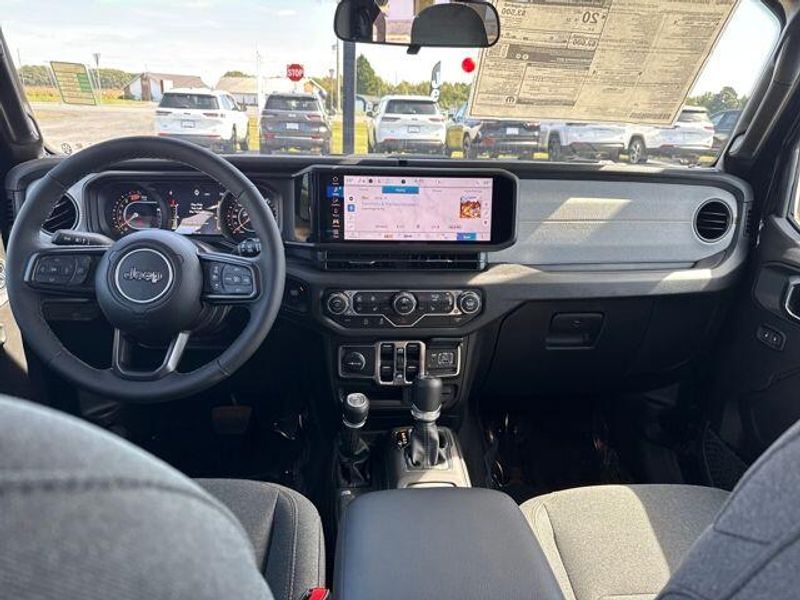 2025 Jeep Wrangler 4-door Sport S