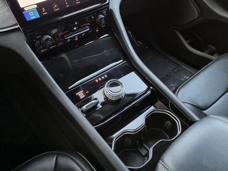 Used 2023 Jeep Grand Cherokee Limited