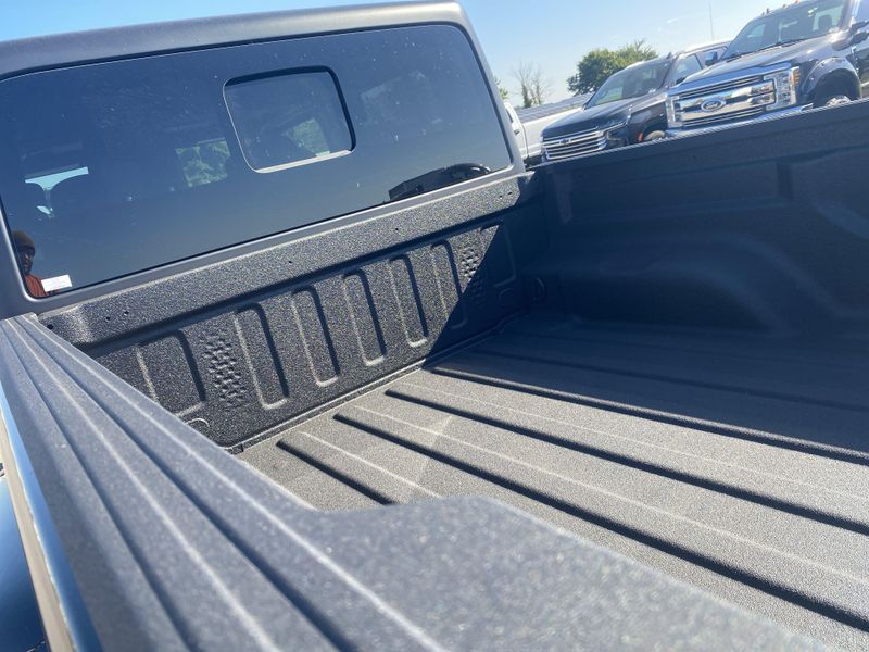2025 Jeep Gladiator Sport S photo 6
