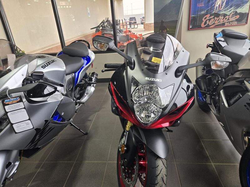 NEW 2026 SUZUKI GSXR750 Image 14