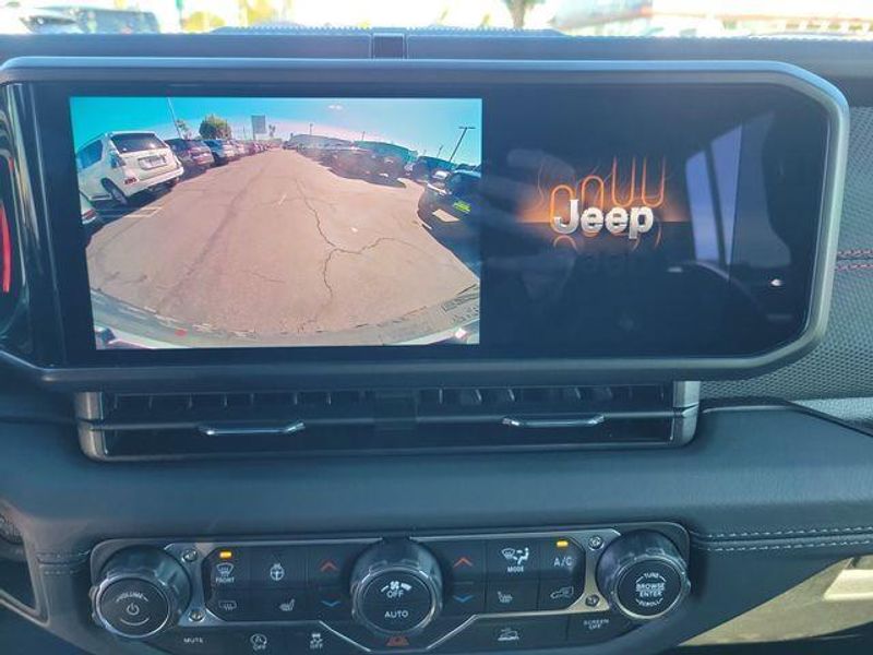 New 2026 Jeep Wrangler Unlimited Rubicon