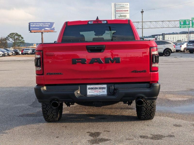 2024 RAM 1500 RebelImage 4