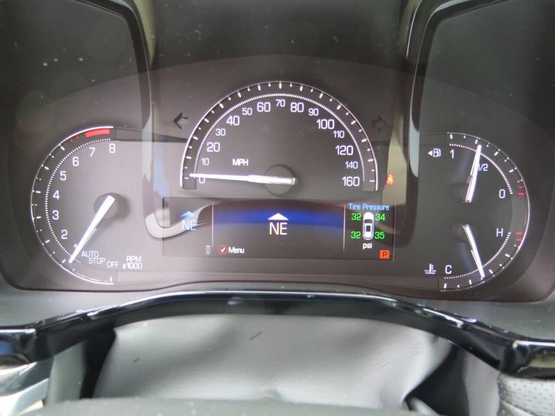 Used 2018 Cadillac XT5 Base 4dr SUVImage 13