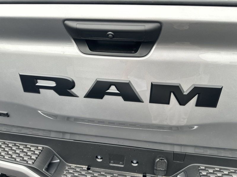 2025 RAM 1500 Big Horn Crew Cab 4x4 5