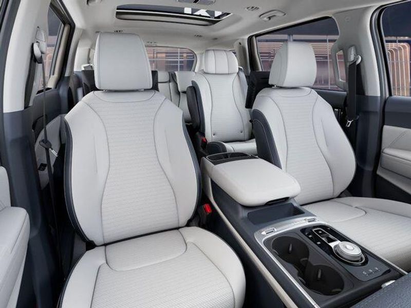 New 2026 Kia Carnival Hybrid SX PrestigeImage 16