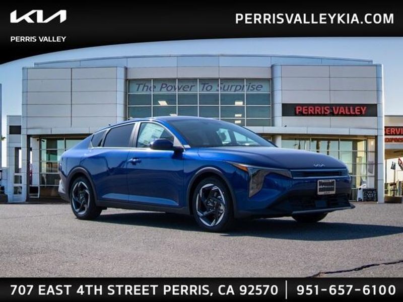 New 2025 Kia K4 EXImage 1