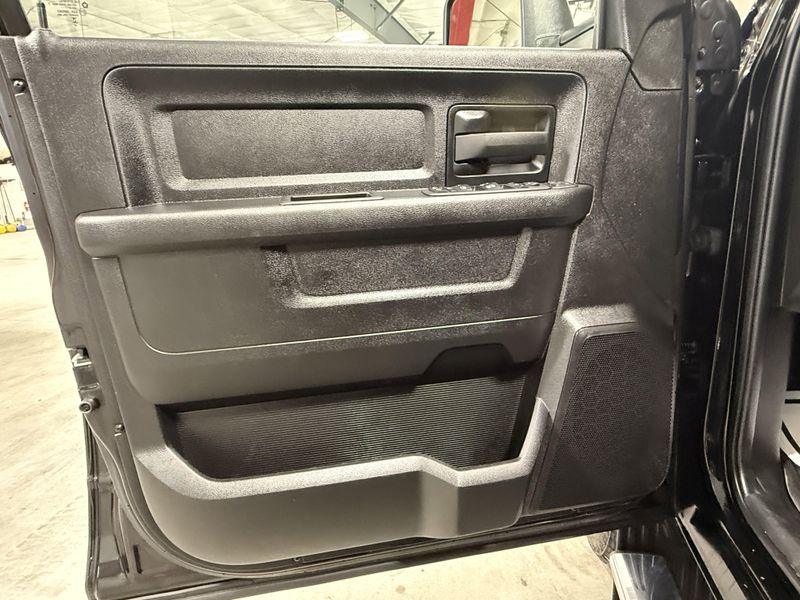 Used 2024 RAM 2500 TradesmanImage 19