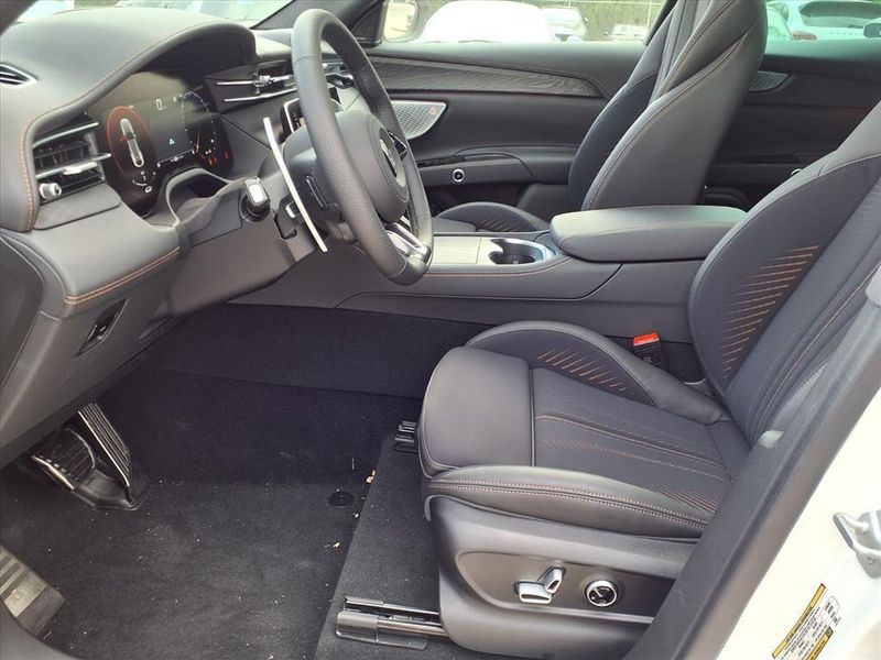 New 2026 Maserati Grecale ModenaImage 25