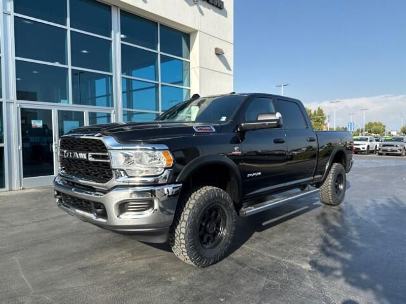 2022 Ram 2500 Tradesman photo 3