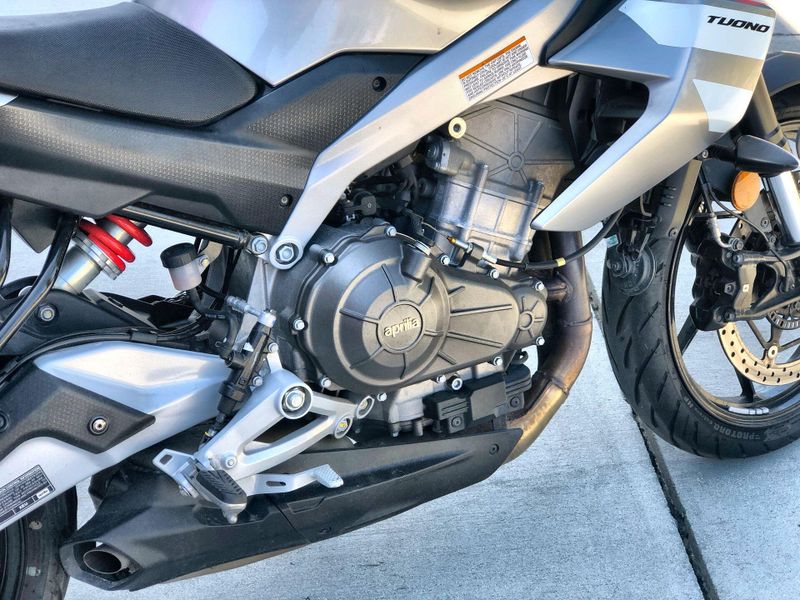 Used 2026 Aprilia TUONO 457 Image 20