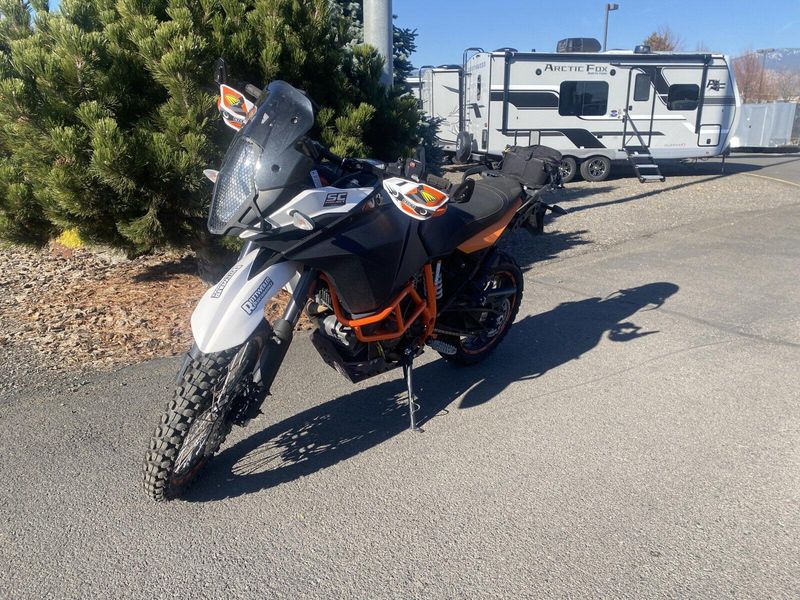 2017 KTM 1090 ADVENTURE RImage 7