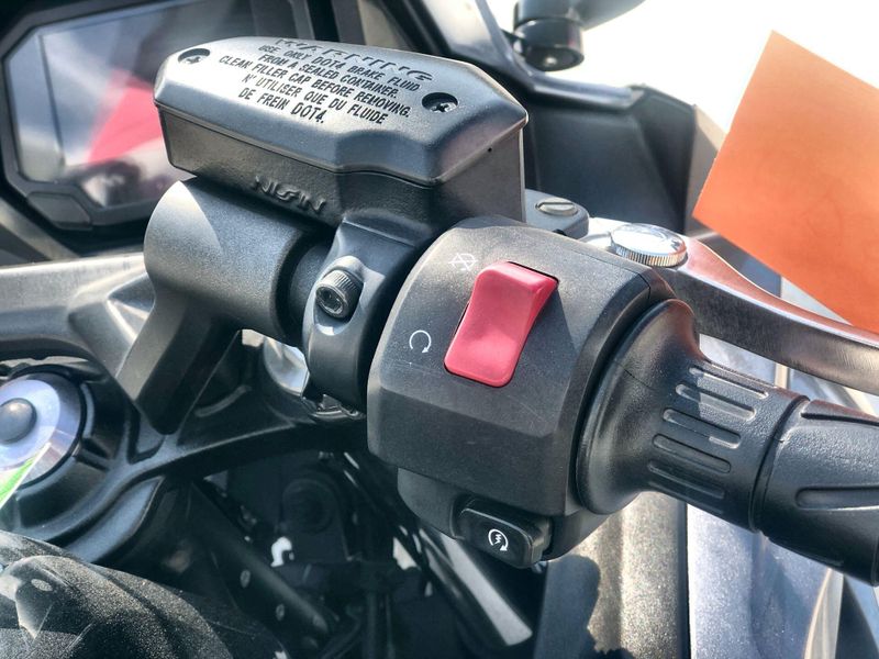 Used 2021 Kawasaki NINJA 650 Image 10
