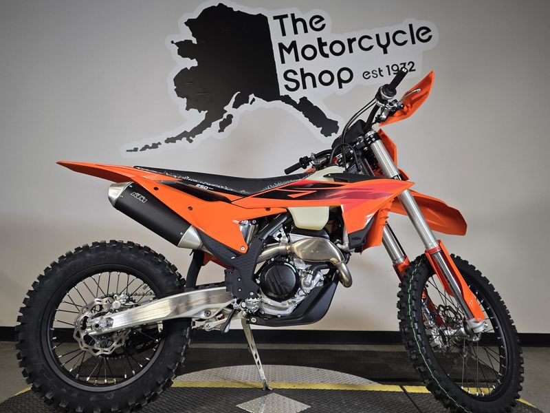 2027 KTM 250 XC F