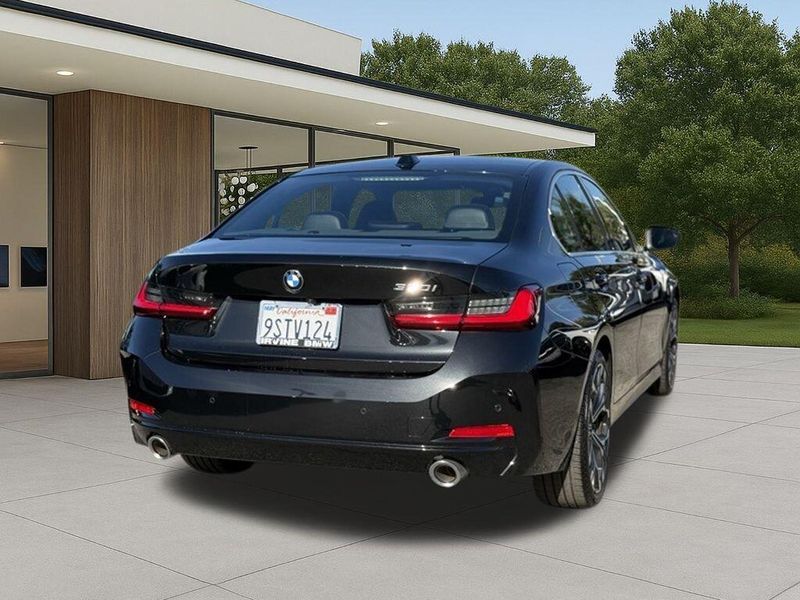 Used 2025 BMW 3 Series 330iImage 9