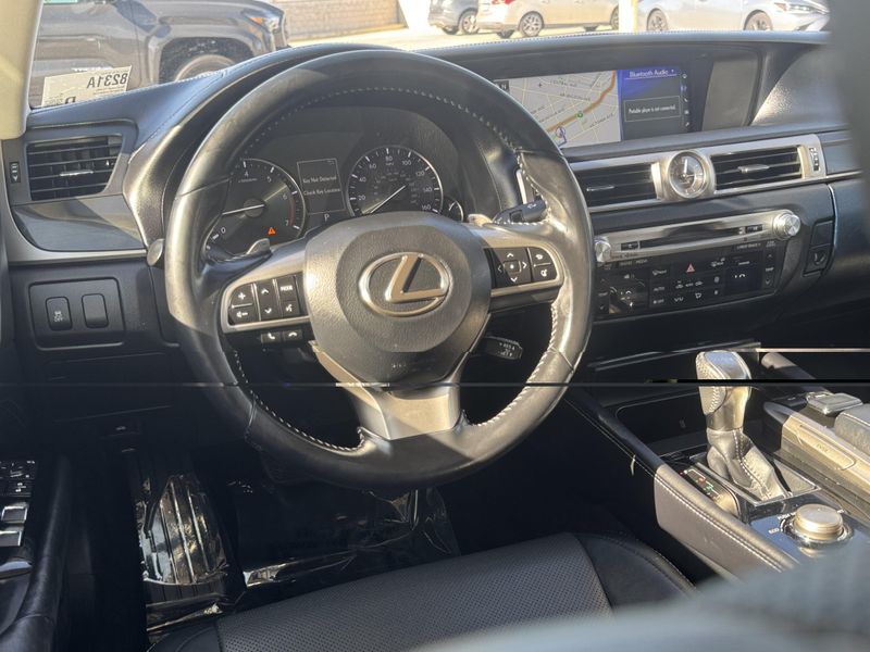 Used 2016 Lexus GS 200t 200tImage 29