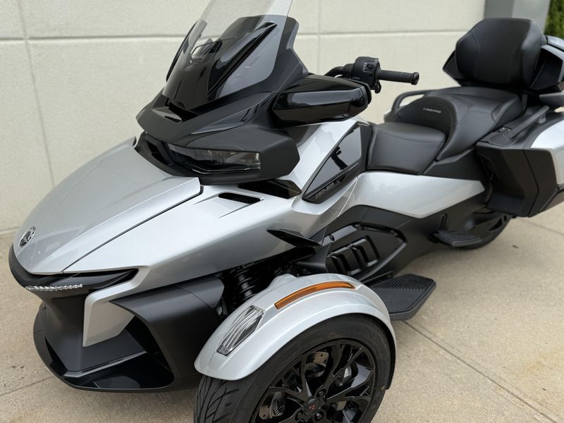 2024 Can-Am SPYDER RT LIMITEDImage 7