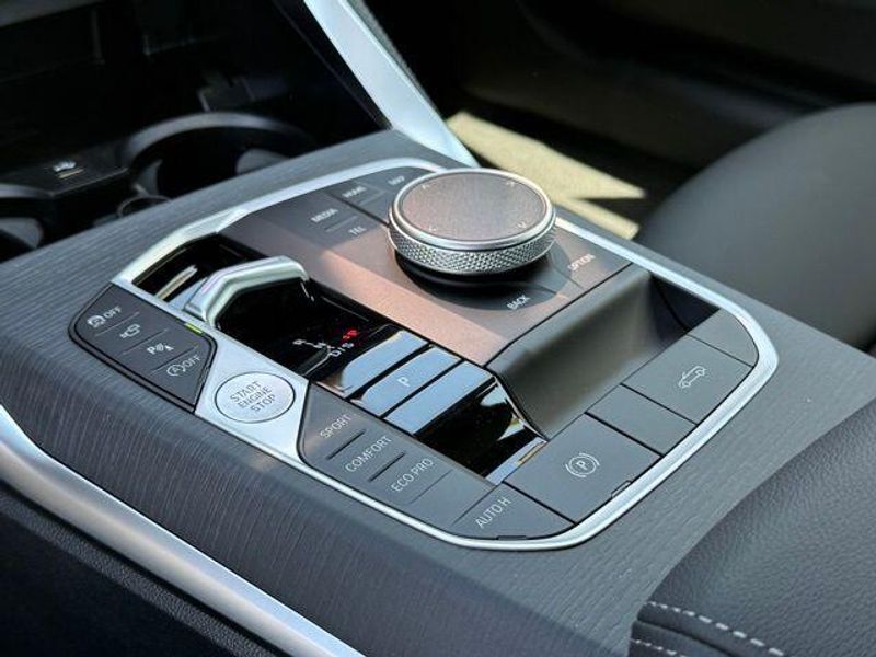 New 2026 BMW 4 Series M440iImage 24