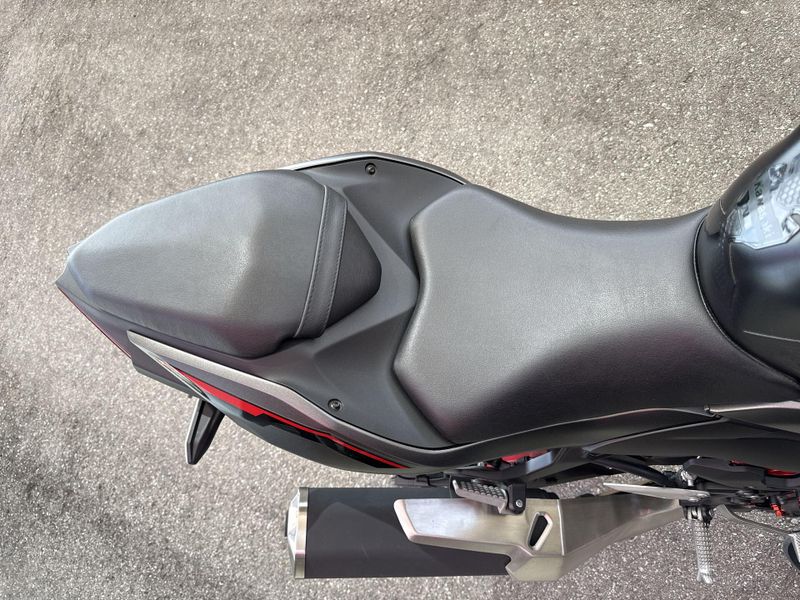 Used 2025 Kawasaki Z500 SE ABS Image 14