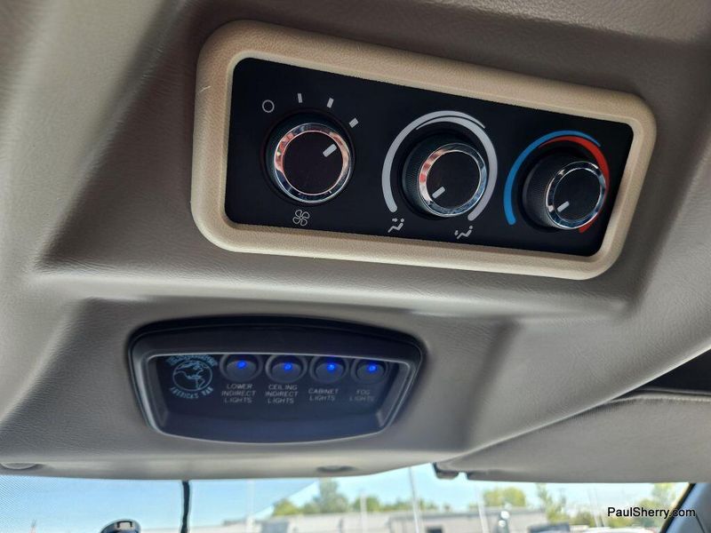 2023 Chevrolet Express 2500 Cargo photo 37