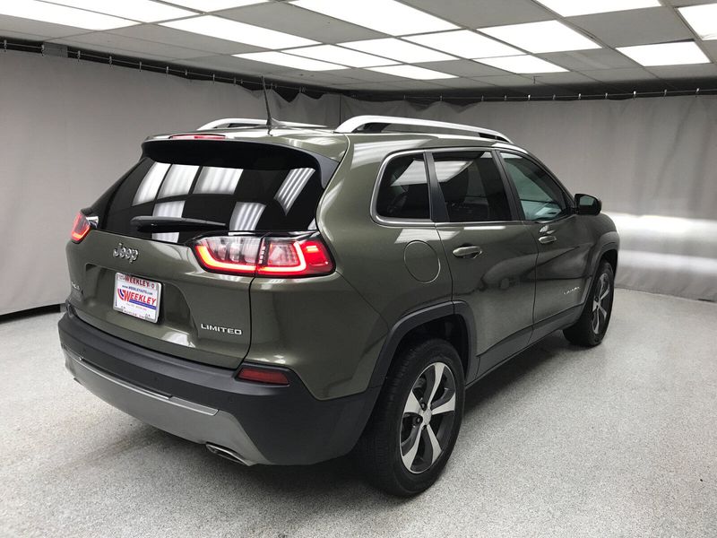 2019 Jeep Cherokee LimitedImage 17