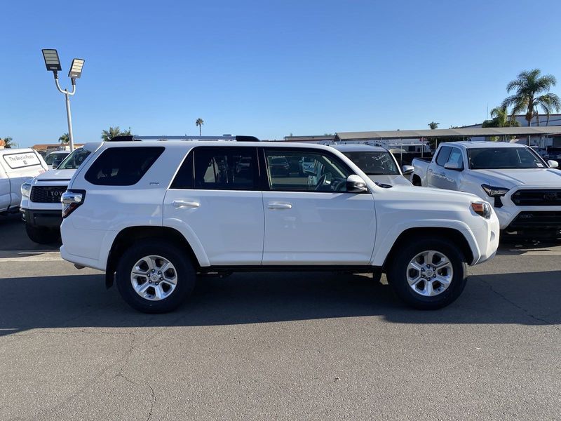 2023 Toyota 4Runner SR5Image 3