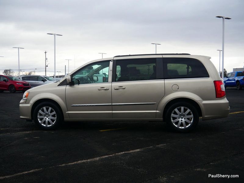 Used 2014 Chrysler Town & Country Touring