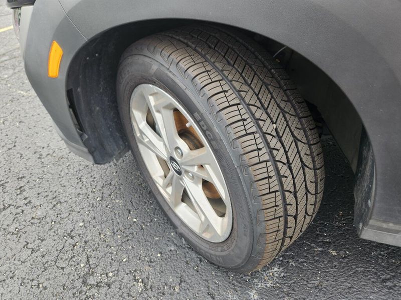 Used 2023 Hyundai Kona SEL