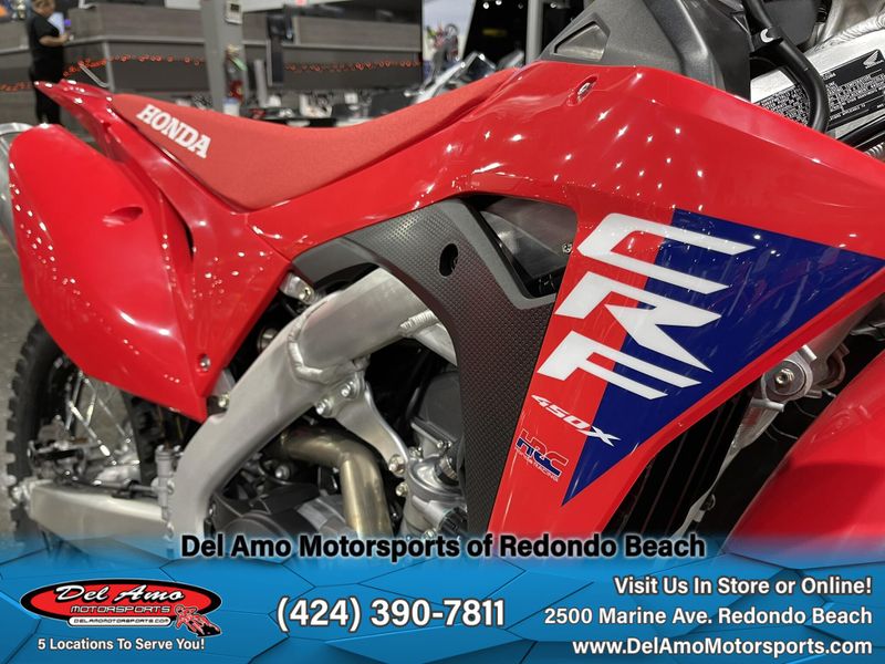 2025 Honda CRF450X Image 4