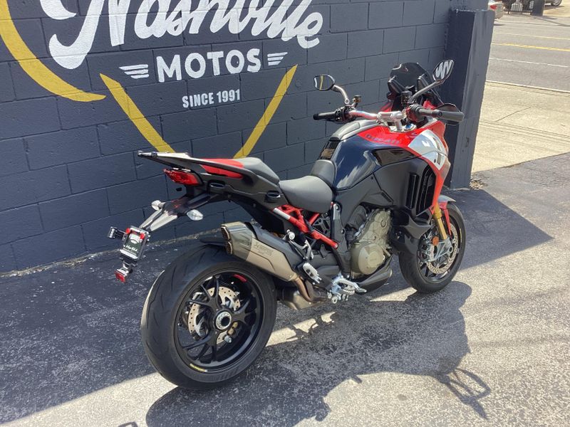 2024 Ducati Multistrada V4 Pikes Peak 