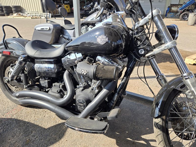 USED 2015 HARLEY DYNA WIDE GLIDE Image 2
