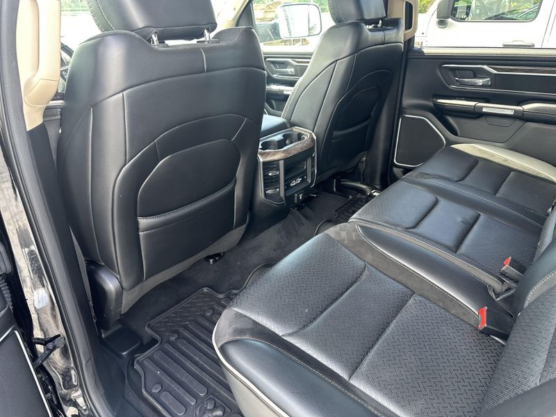 2019 RAM 1500 LaramieImage 15