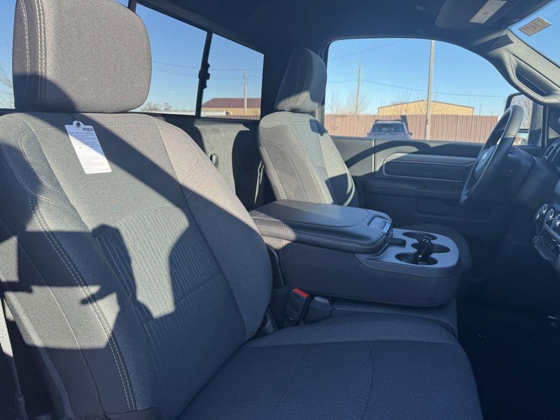 2024 RAM 2500 TradesmanImage 10