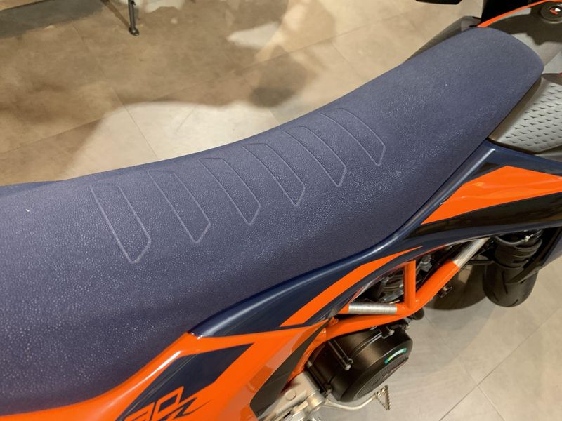 New 2026 KTM 690 SMC R Image 20