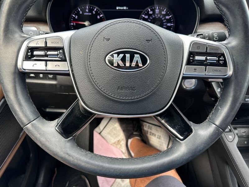 2021 Kia Telluride SXImage 3