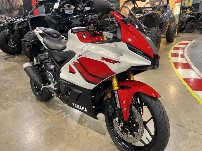 New 2026 Yamaha YZF-R3 ABS CA 70TH ANNIVERSARY EDITION Image 17