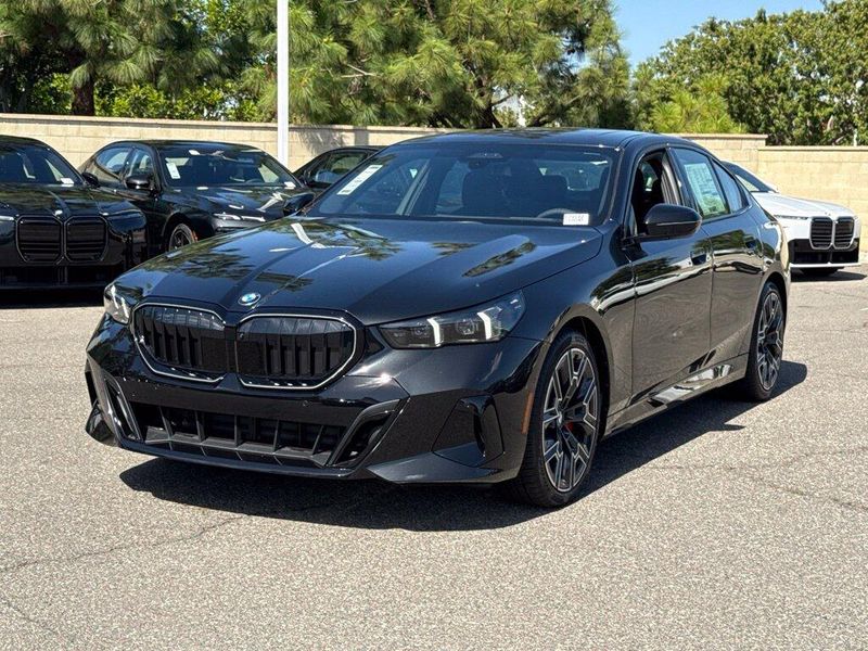 New 2027 BMW 5 Series 540i xDriveImage 2